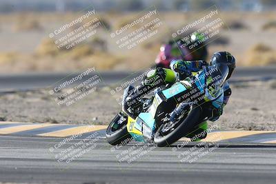 media/Jan-11-2025-CVMA (Sat) [[ddeb3f563a]]/Race 10-Amateur Supersport Middleweight/